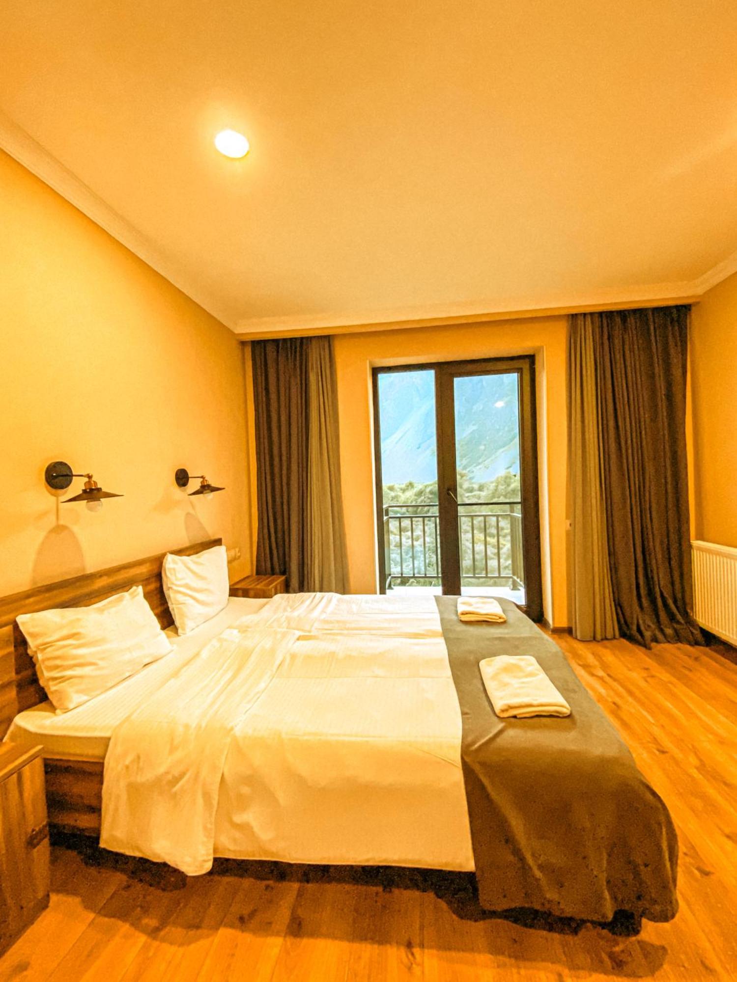 Hotel Gold Kazbegi Kültér fotó
