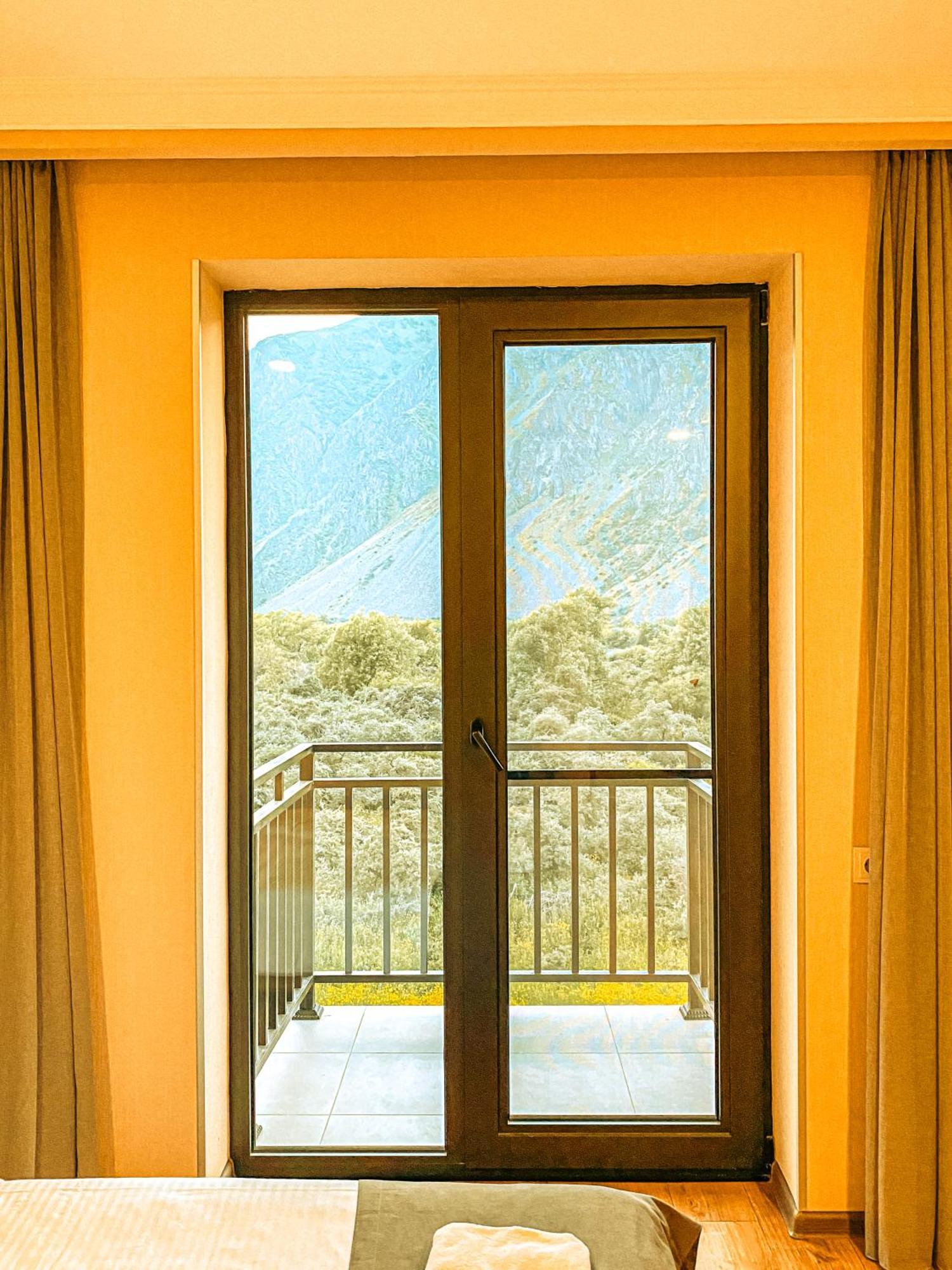 Hotel Gold Kazbegi Kültér fotó