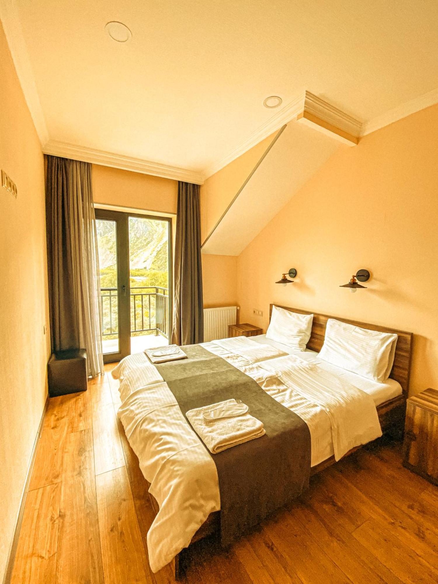 Hotel Gold Kazbegi Kültér fotó